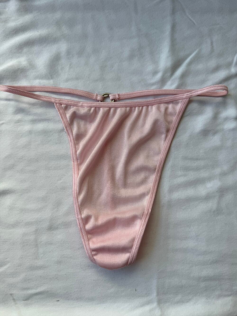 Vintage Victoria’s Secret Pink Ring G-String 1990s Second Skin L